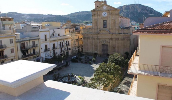 Solemar Sicilia - Piazza Duomo