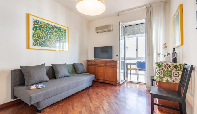 Central & Comfy Apartment with veranda