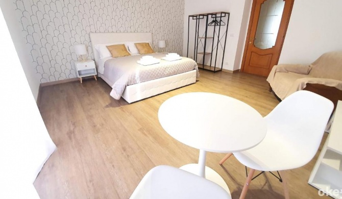 Twin Room Apulia Accommodation - Bari Policlinico