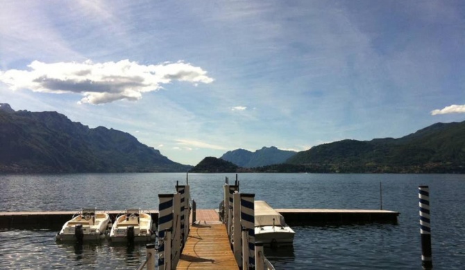 Bellagio LAKESHORE HOUSE