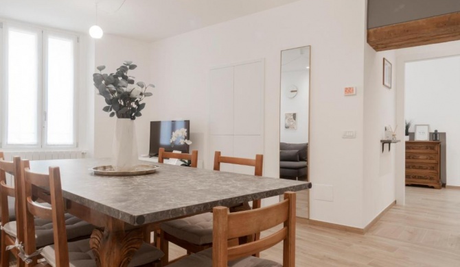 Brilla [Marvelous apartment in the center] Bergamo