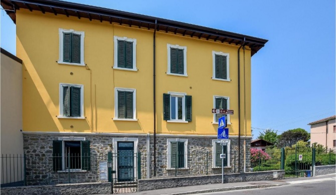 Stunning apartment in Bergamo with WiFi and 1 Bedrooms