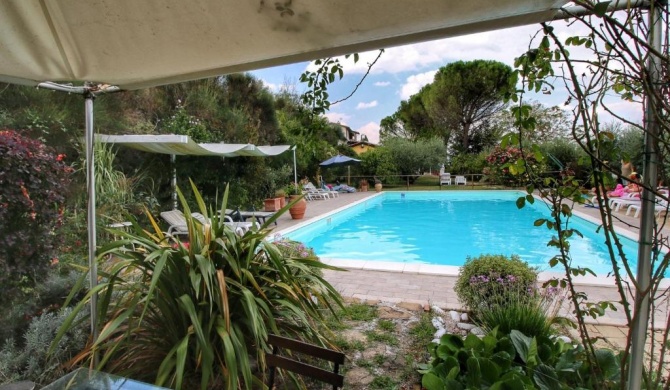 Attractive apartment in Bettona with swimming pool