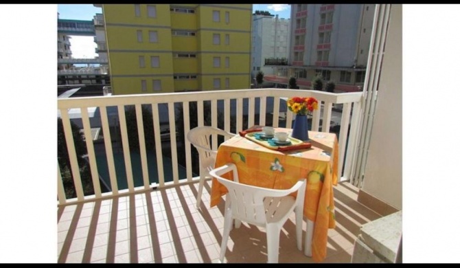 Nice three-room apartment only 100mt from beach - Beach Place Included