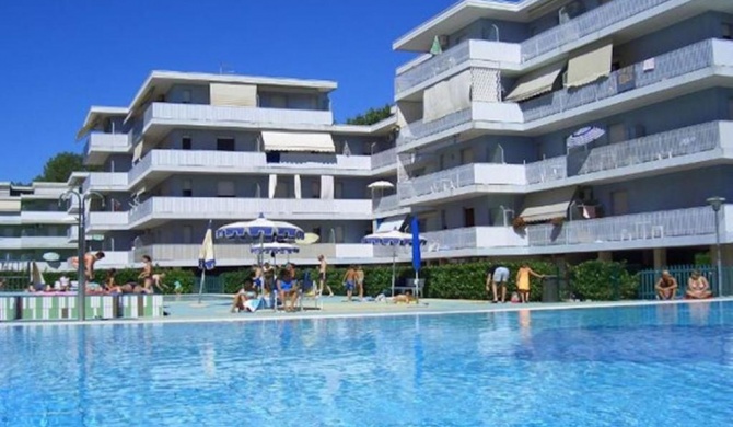 Three-room apartment in a resort with 12 swimming pools - tennis - volleyball