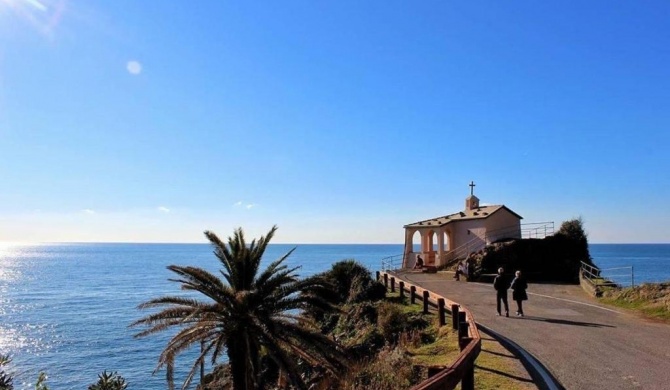 VILLA ROSA CON SPLENDIDA VISTA MARE