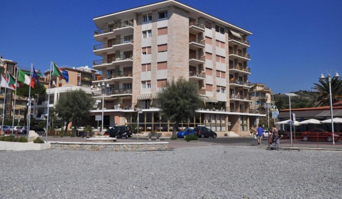 Gaiavacanze Beach Apartment