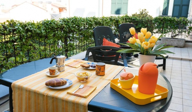 Terrazza del Gelsomino with terrace and open view