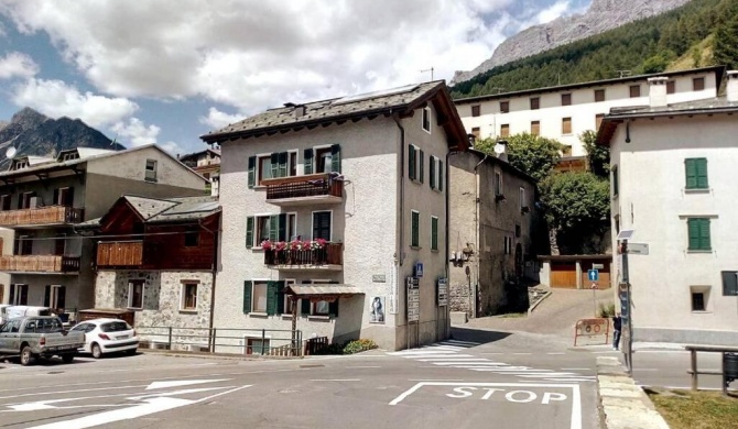 Trilocale a Bormio vicino al centro