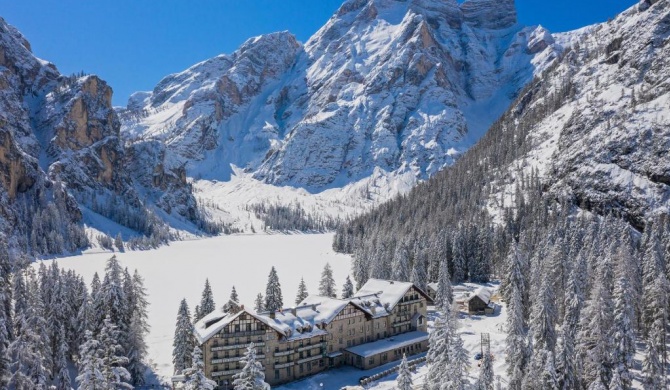 Hotel Lago di Braies