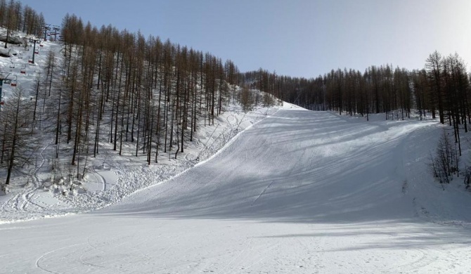 Ski in ski out Apartment in amazing location in the Matterhorn ski resort