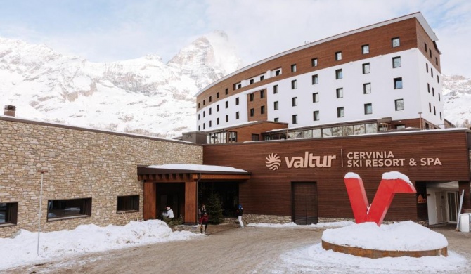 Valtur Cervinia Cristallo Ski Resort