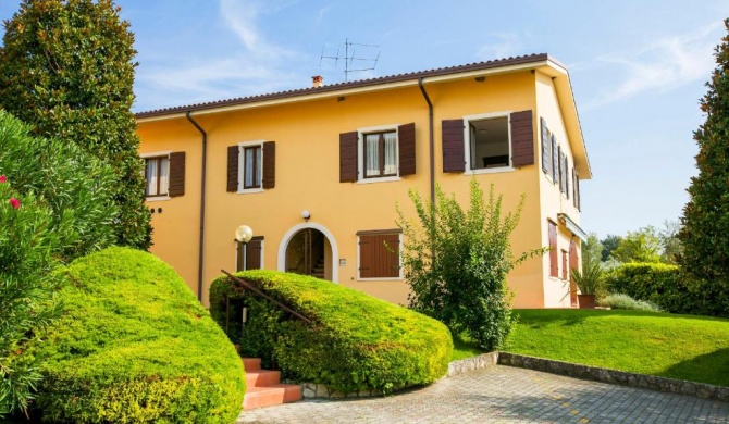 Bardolino Garden Pool &Tennis on the lake